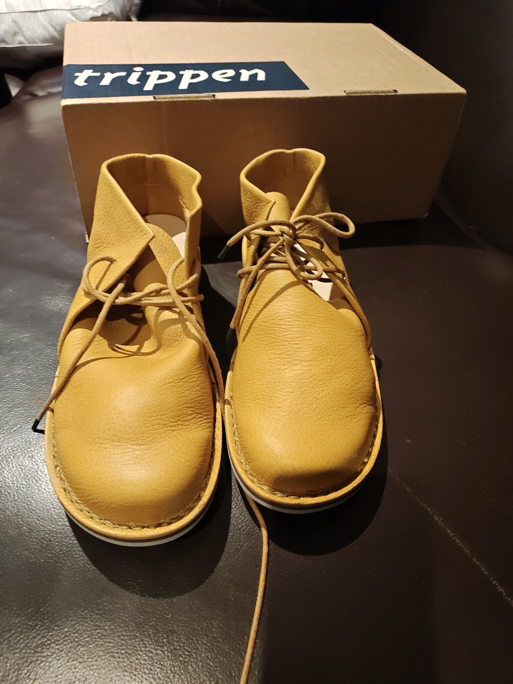 Trippen Men’s Yellow Leather Chukka Boots 8